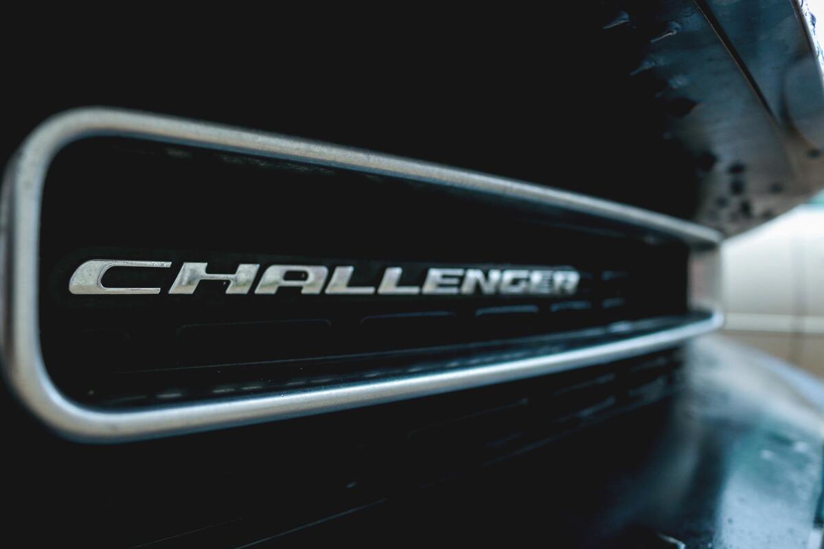 Titelbild: Challenger Sales – kundenzentrierte Verkaufsmethode im B2B Vertrieb